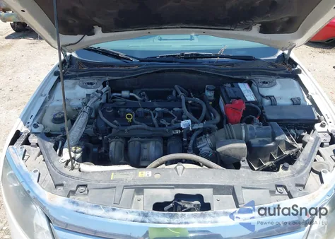 2012 Ford Fusion S z USA, uszkodzony, nr VIN 3FAHP0GA2CR138002